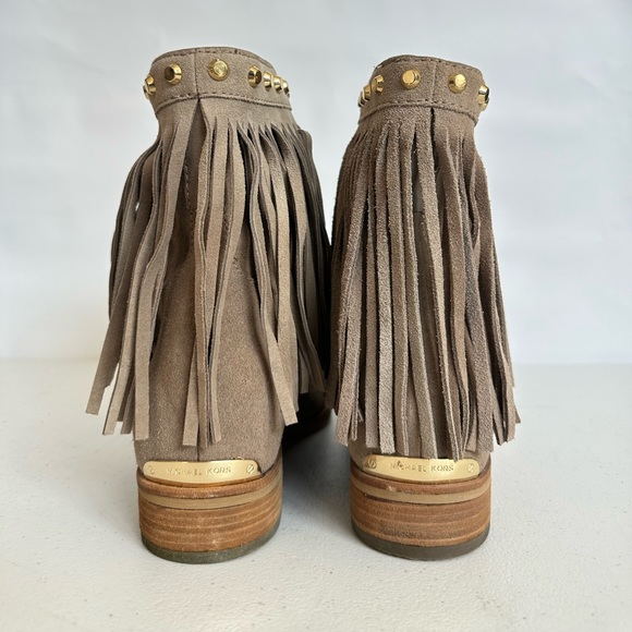 Michael Kors Billy taupe studded fringe booties 7.5 - Picture 2 of 15